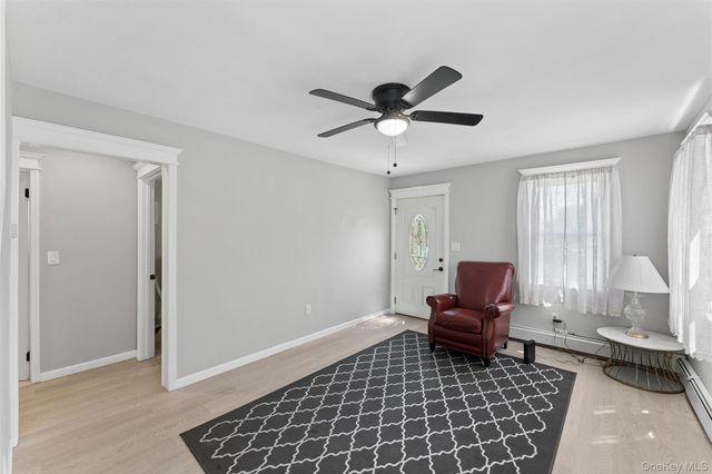 646 Benris Avenue, Franklin Square, NY 11010