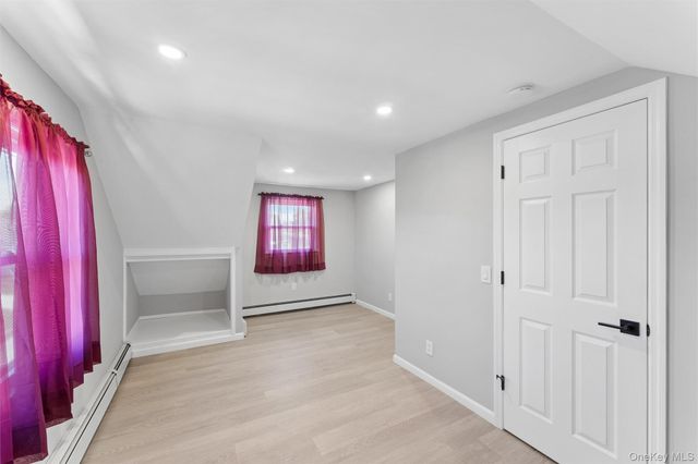 646 Benris Avenue, Franklin Square, NY 11010