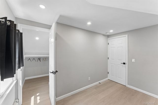 646 Benris Avenue, Franklin Square, NY 11010