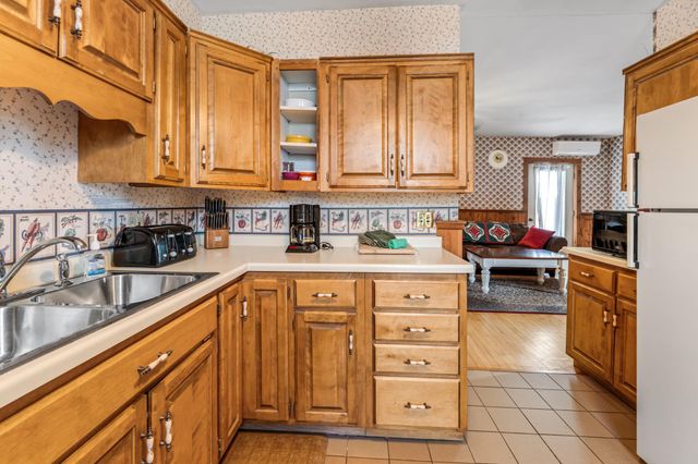 405 N Main Street, Alma, WI 54610