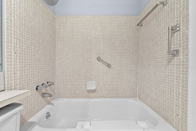 305 Norwich M, West Palm Beach, FL 33417