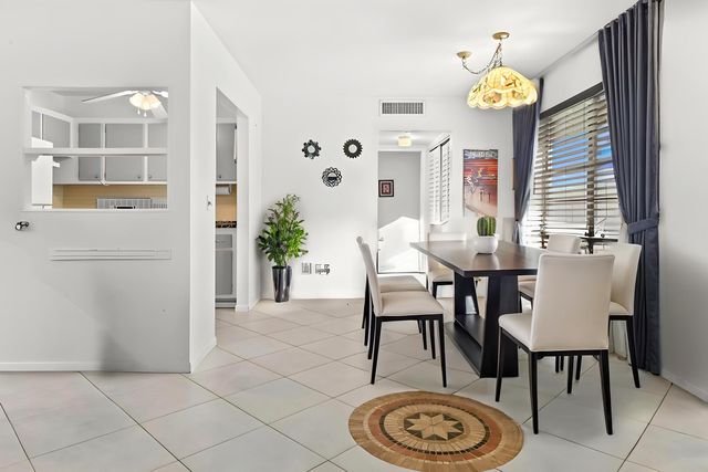 305 Norwich M, West Palm Beach, FL 33417