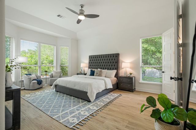 300 Apache DR, Cedar Park, TX 78613