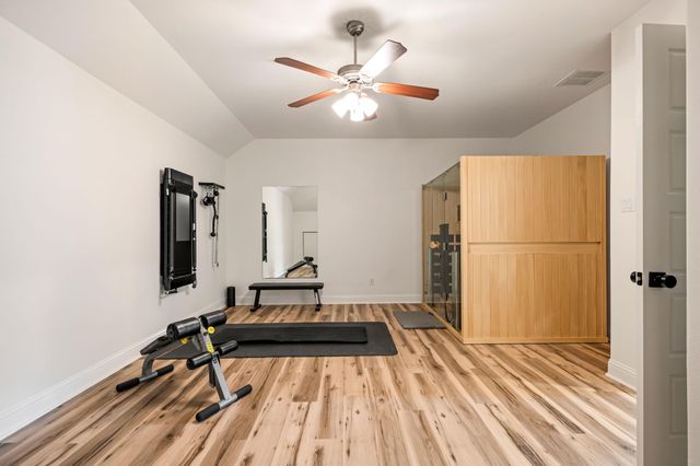 300 Apache DR, Cedar Park, TX 78613