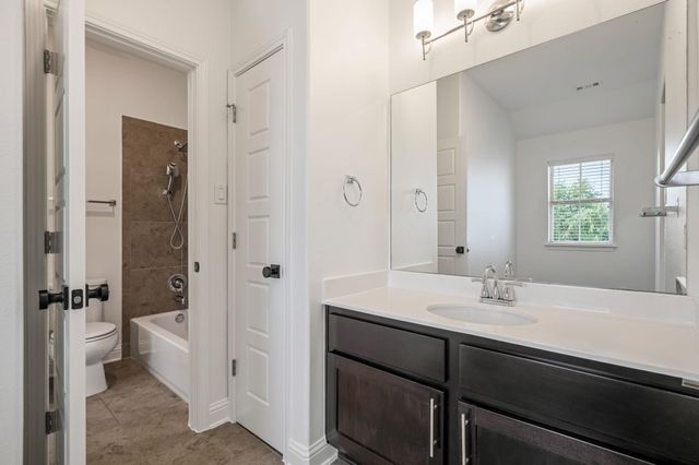 300 Apache DR, Cedar Park, TX 78613