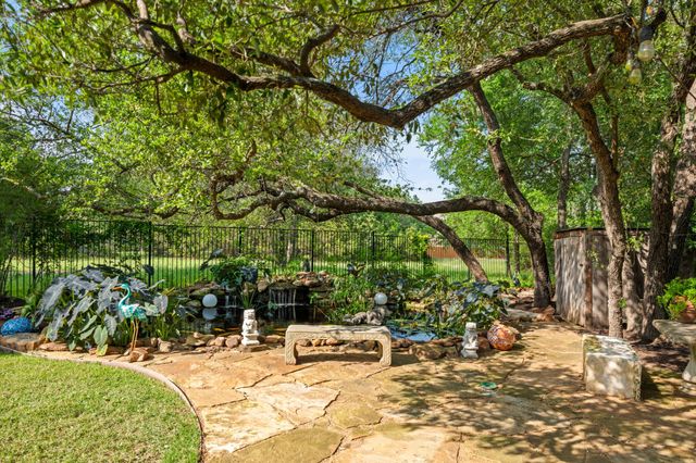 300 Apache DR, Cedar Park, TX 78613