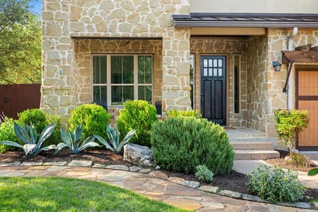 300 Apache DR, Cedar Park, TX 78613