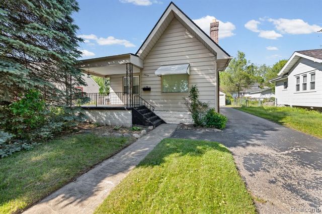 2058 Cartier Street, Flint, MI 48504
