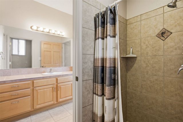 500 Laguna Seca Lane NW, Albuquerque, NM 87104