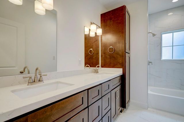 2133 Naomi Street A, Houston, TX 77054