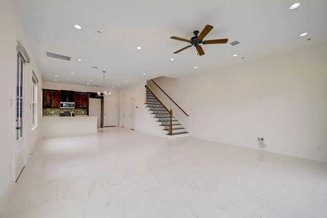 2133 Naomi Street A, Houston, TX 77054