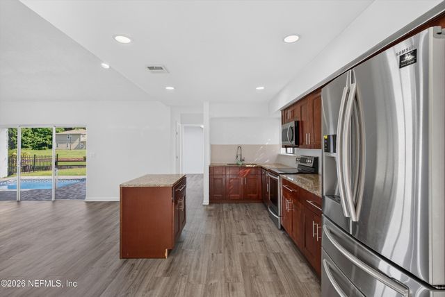 7812 LINKSIDE Drive, Jacksonville, FL 32256