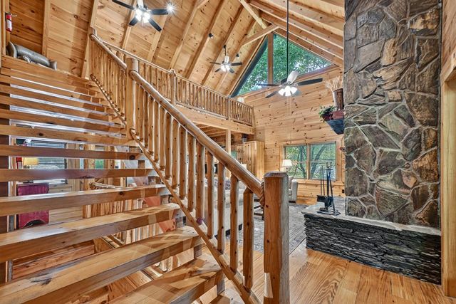 92 Fish Trap Road, Blue Ridge, GA 30513
