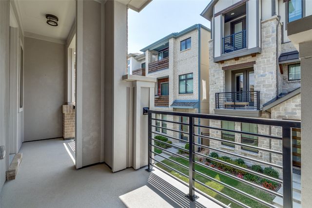 8218 Laflin Lane, Dallas, TX 75231