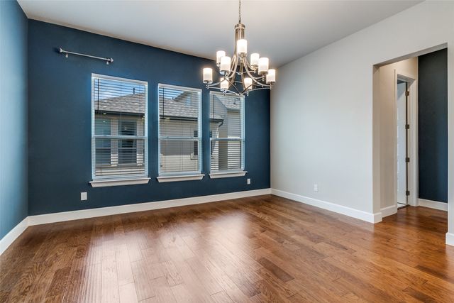 8218 Laflin Lane, Dallas, TX 75231