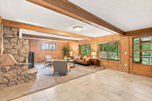 725 Birchwood Avenue, White Bear Lake, MN 55110