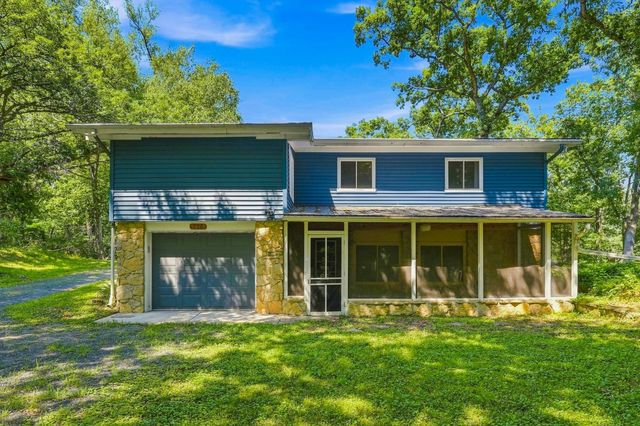 725 Birchwood Avenue, White Bear Lake, MN 55110