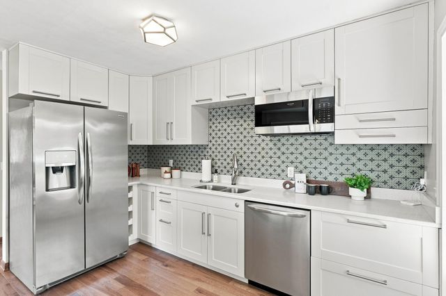 725 Birchwood Avenue, White Bear Lake, MN 55110