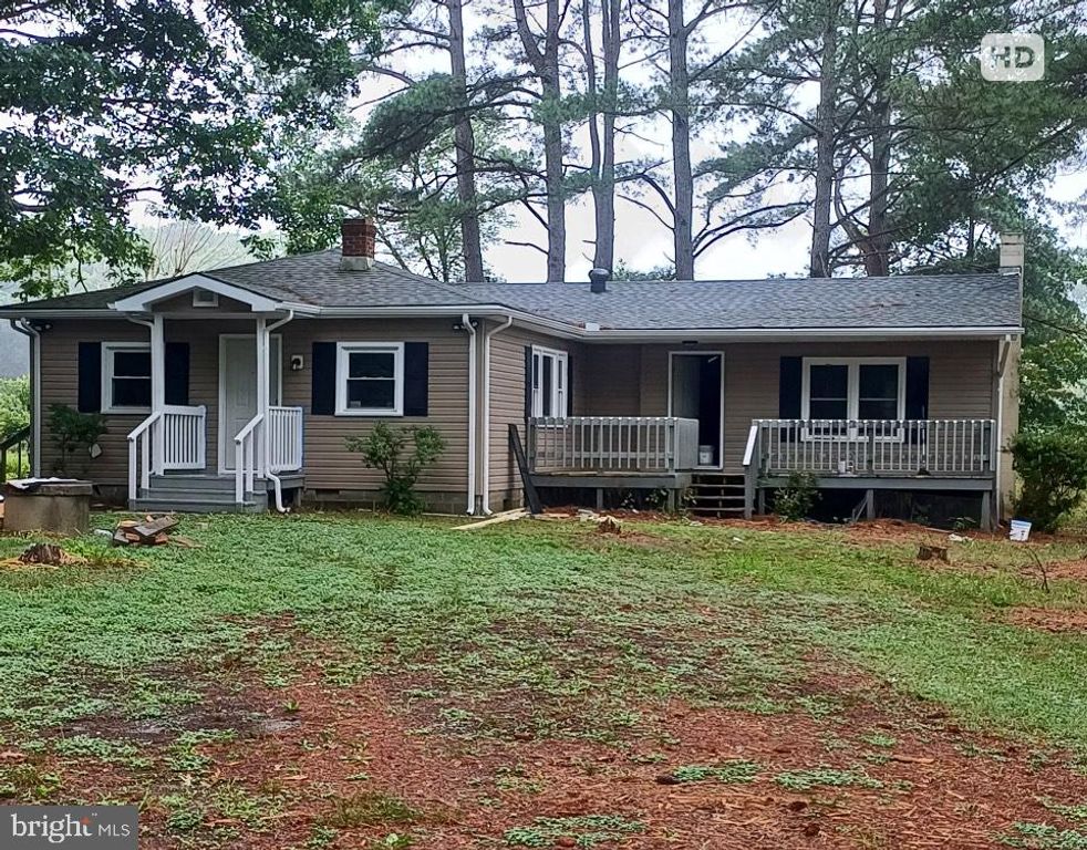 1171 JONES CREEK RD, Warsaw, VA 22572