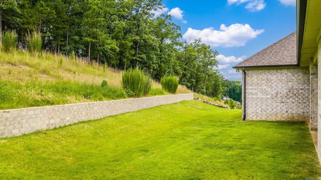 101 Eagle Ridge Drive, Maumelle, AR 72113
