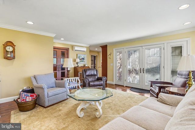 40 CEDAR AVE, Hershey, PA 17033