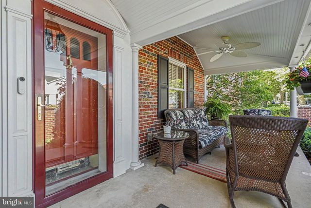 40 CEDAR AVE, Hershey, PA 17033