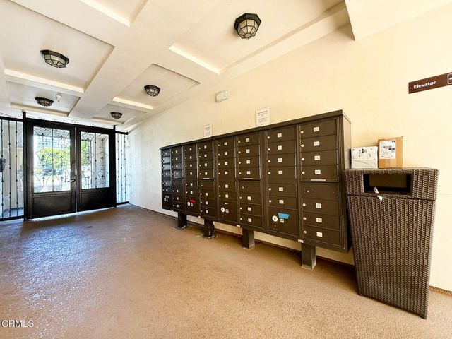 4724 Kester Avenue 109, Los Angeles, CA 91403