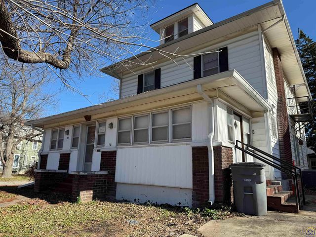 1028 Constitution St, Emporia, KS 66801