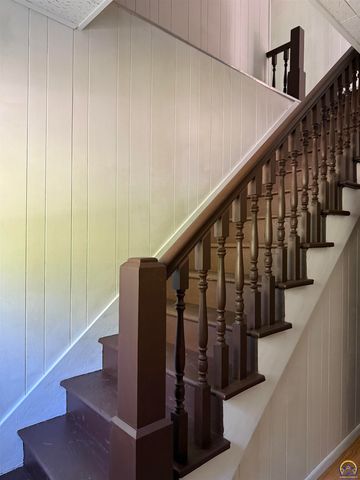 1028 Constitution St, Emporia, KS 66801