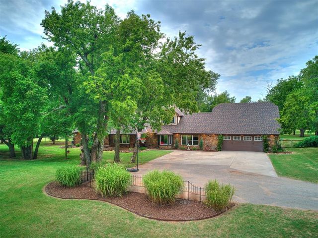 3601 S Mustang Road, Mustang, OK 73064