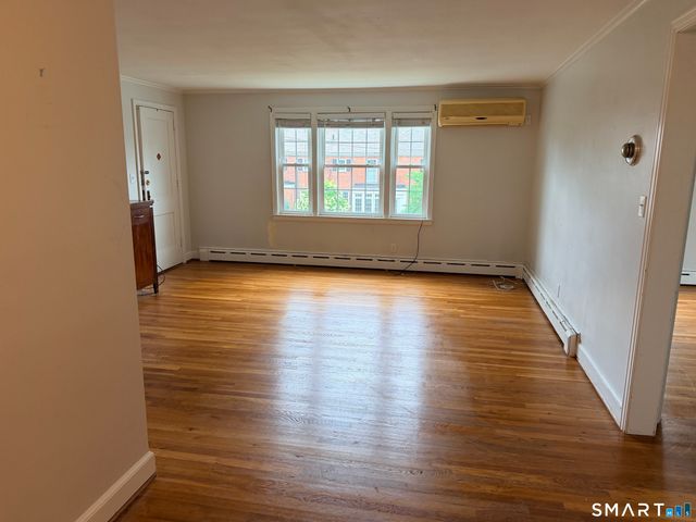 3 Grennan Road 3, West Hartford, CT 06107