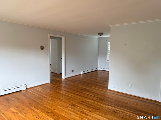 3 Grennan Road 3, West Hartford, CT 06107