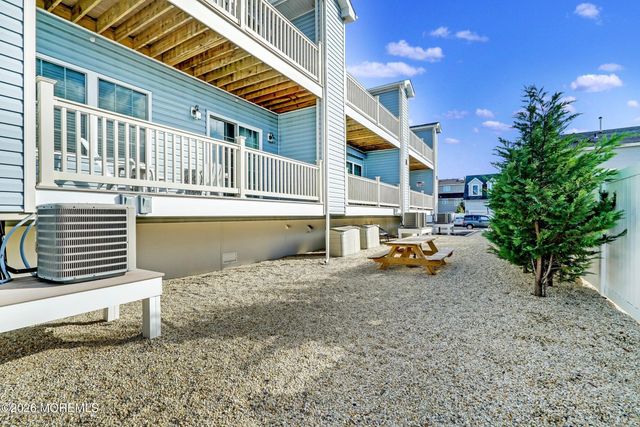 2033 Route 35 3, Ortley Beach, NJ 08751