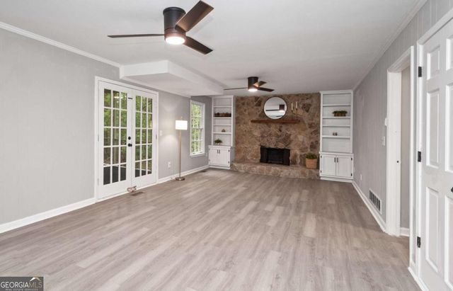 165 Fox Hunt Court, Fayetteville, GA 30214