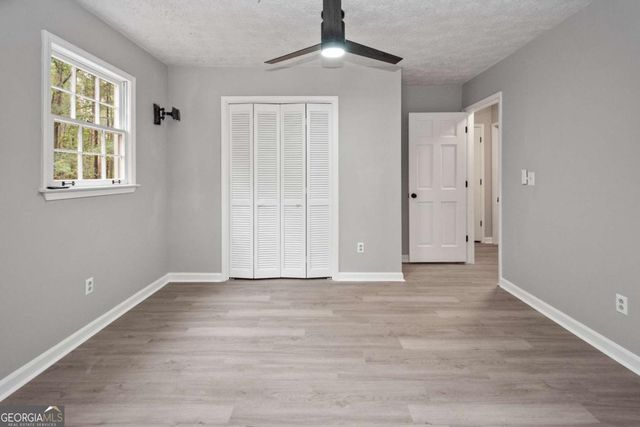 165 Fox Hunt Court, Fayetteville, GA 30214