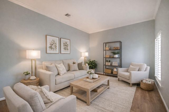 1715 Woodland Park Drive, Houston, TX 77077