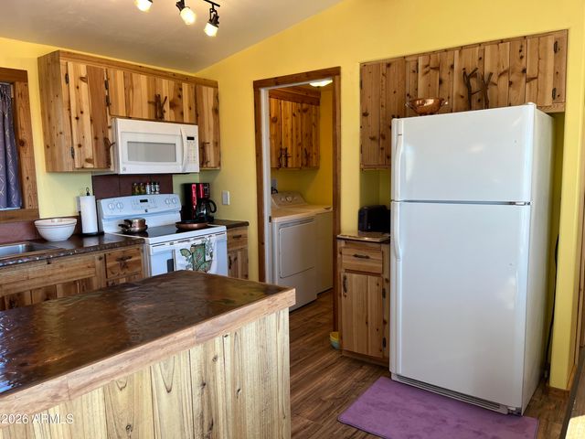 3850 N RUNNING DEER Drive, Rimrock, AZ 86335