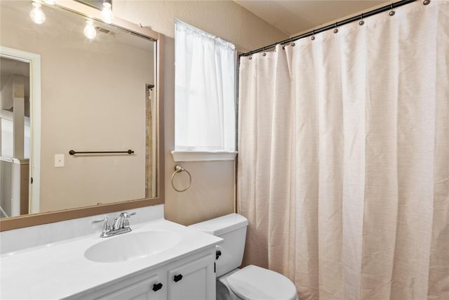 1111 Pathfinder WAY, Round Rock, TX 78665