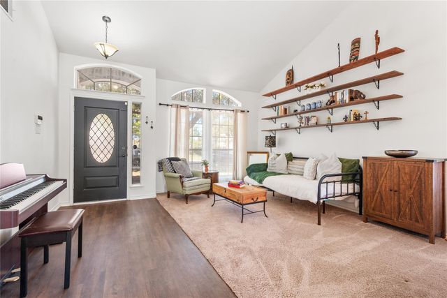 1111 Pathfinder WAY, Round Rock, TX 78665