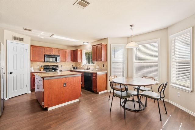 1111 Pathfinder WAY, Round Rock, TX 78665