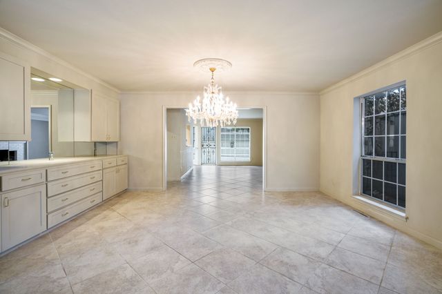 6111 Bordeaux Avenue, Dallas, TX 75209