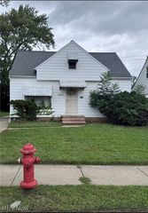 16009 Edgewood Avenue, Maple Heights, OH 44137