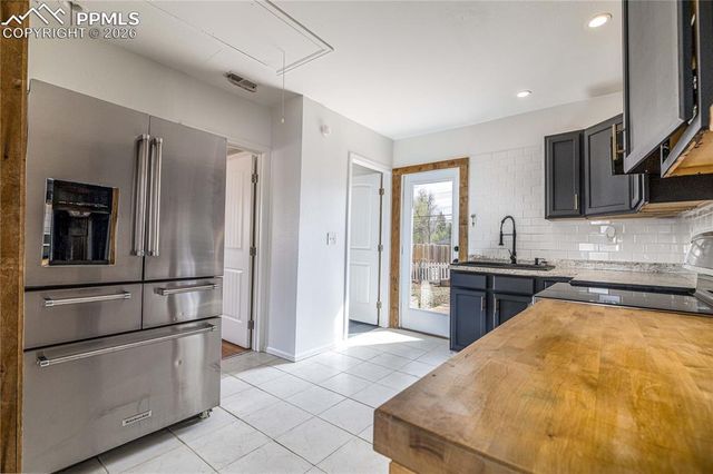 207 N Hancock Avenue, Colorado Springs, CO 80903