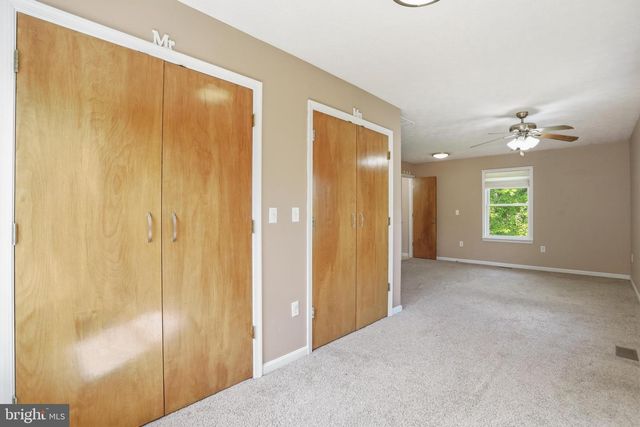 902 ENFIELD DR, Winchester, VA 22602
