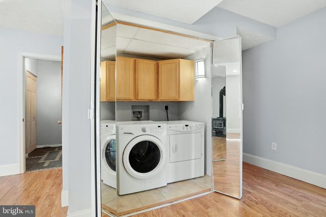 902 ENFIELD DR, Winchester, VA 22602