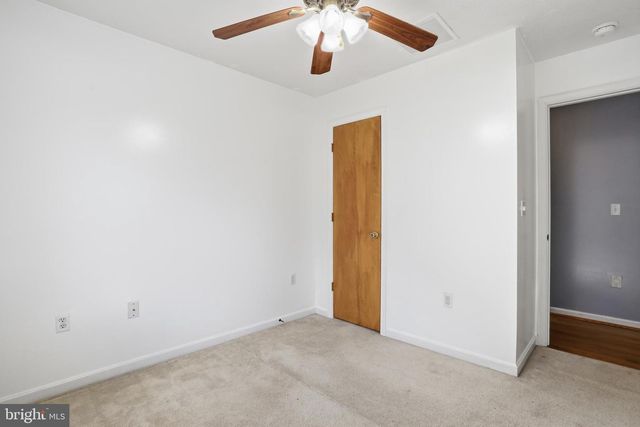 902 ENFIELD DR, Winchester, VA 22602