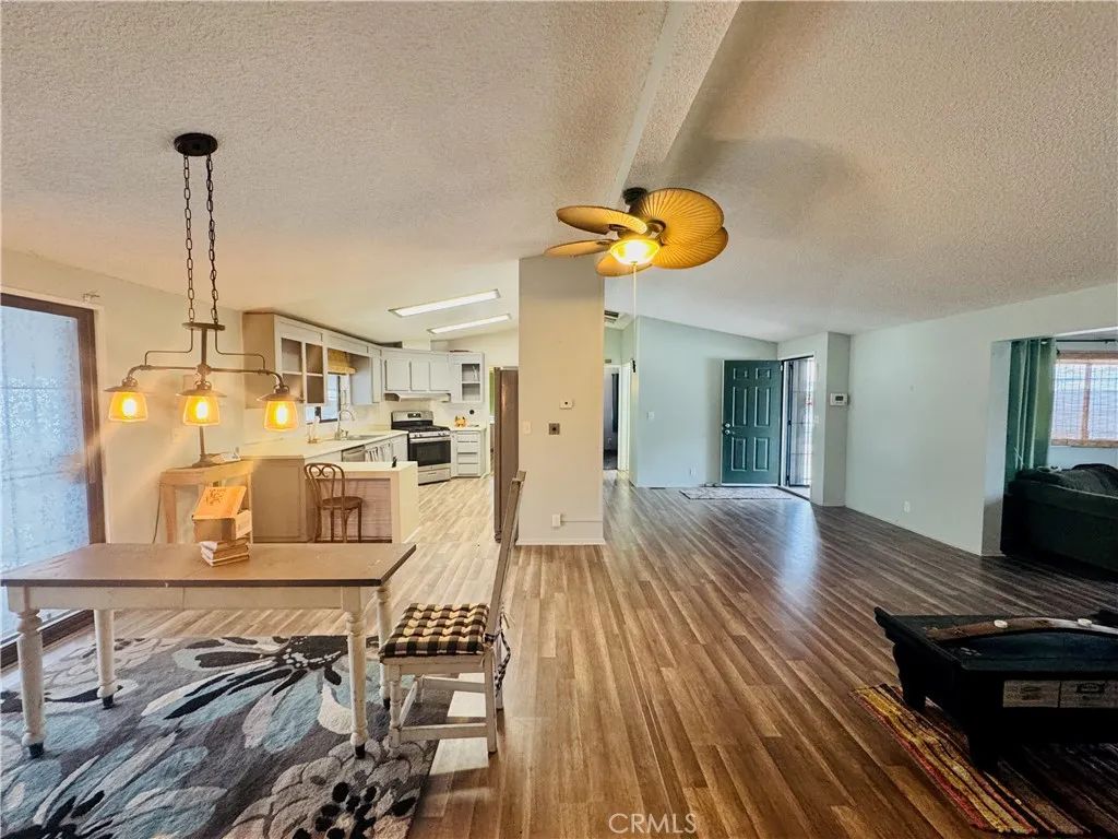 45521 State Highway 74 Spc 7 7, Hemet, CA 92544