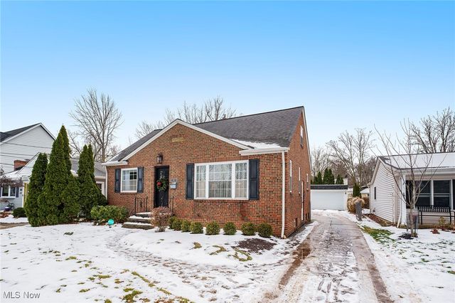 23803 Lake Road, Bay Village, OH 44140