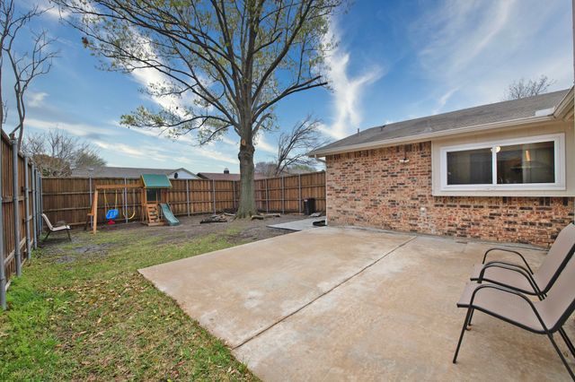 9322 Shipman Street, Rowlett, TX 75088