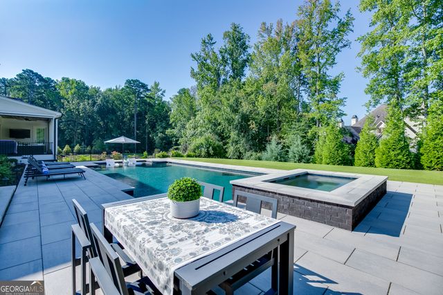 678 Bit O'Luck Drive, Suwanee, GA 30024